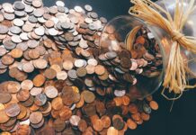 Lokowanie pieniędzy w banku – jak lokować oszczędności? Co zrobić z oszczędnościami?